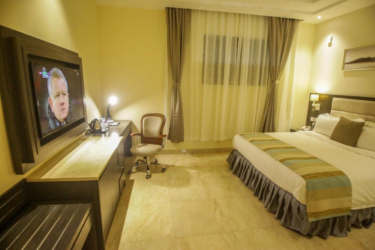 Perfecto La Villa Hotel And Suites Lagos Exterior photo